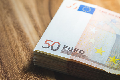 欠款未还咨询律师费用标准